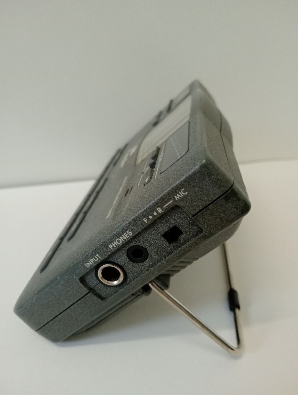 Korg Strumenti musicali: Korg MT-1200 Master Tune Stimmgerät | Multi-Temperament – Usato da Allschwil venduto da Evgeniia78 2