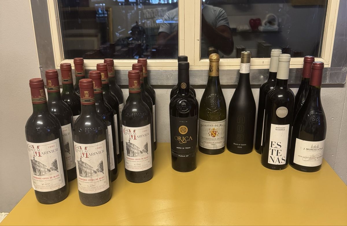 Vins: Lot Rotwein 19 stk.  – D'occasion à Schlieren par Freundlich02