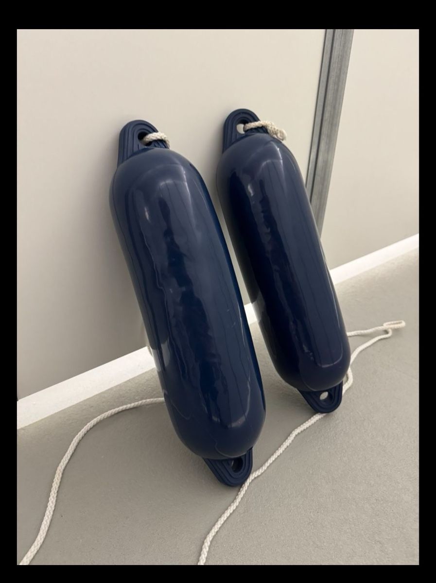 Barche: 2 Fender neuwertig  – Nuovo (secondo la descrizione) da Dulliken venduto da Sabrimark 1
