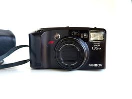 Minolta Riva Zoom 135EX Analoge Kamera - Top Zustand!