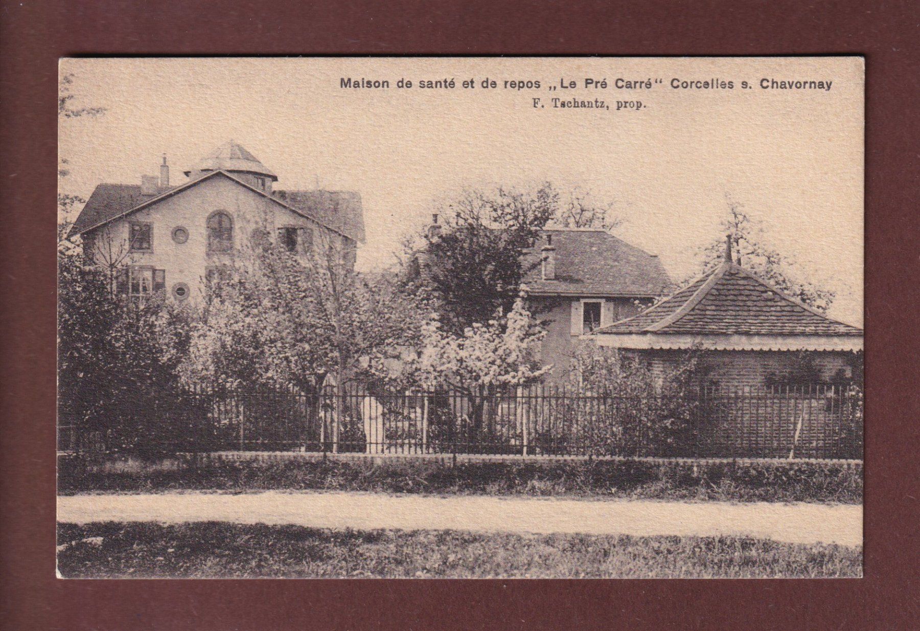 Cartoline postali: CORCELLES sur Chavornay - Le Pré Carré – Usato da Pully venduto da nicecards