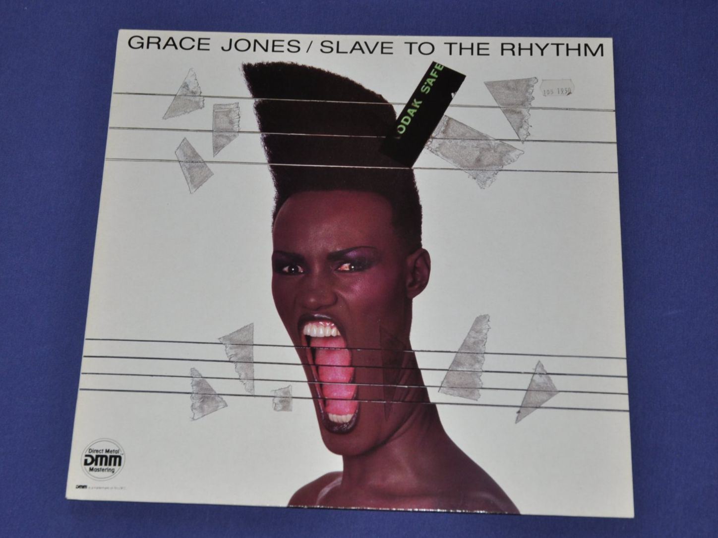 Dischi in vinile: LP Grace Jones - Slave to the Rhythm – Usato da Boll venduto da Theodora15