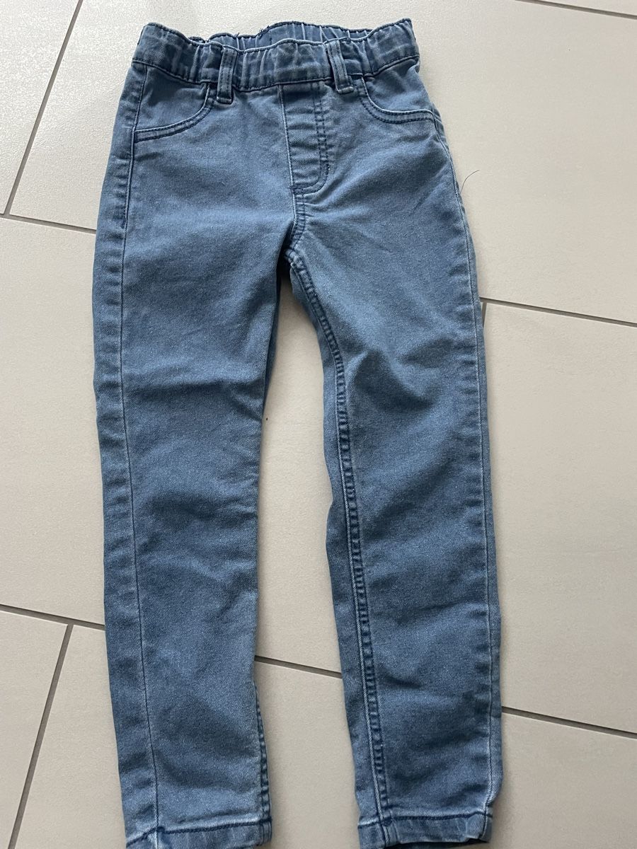 Lotti & Set di vestiti: Kleiderpaket 110 Jungen  – Usato da Rüti ZH venduto da Tal_ga6N 2