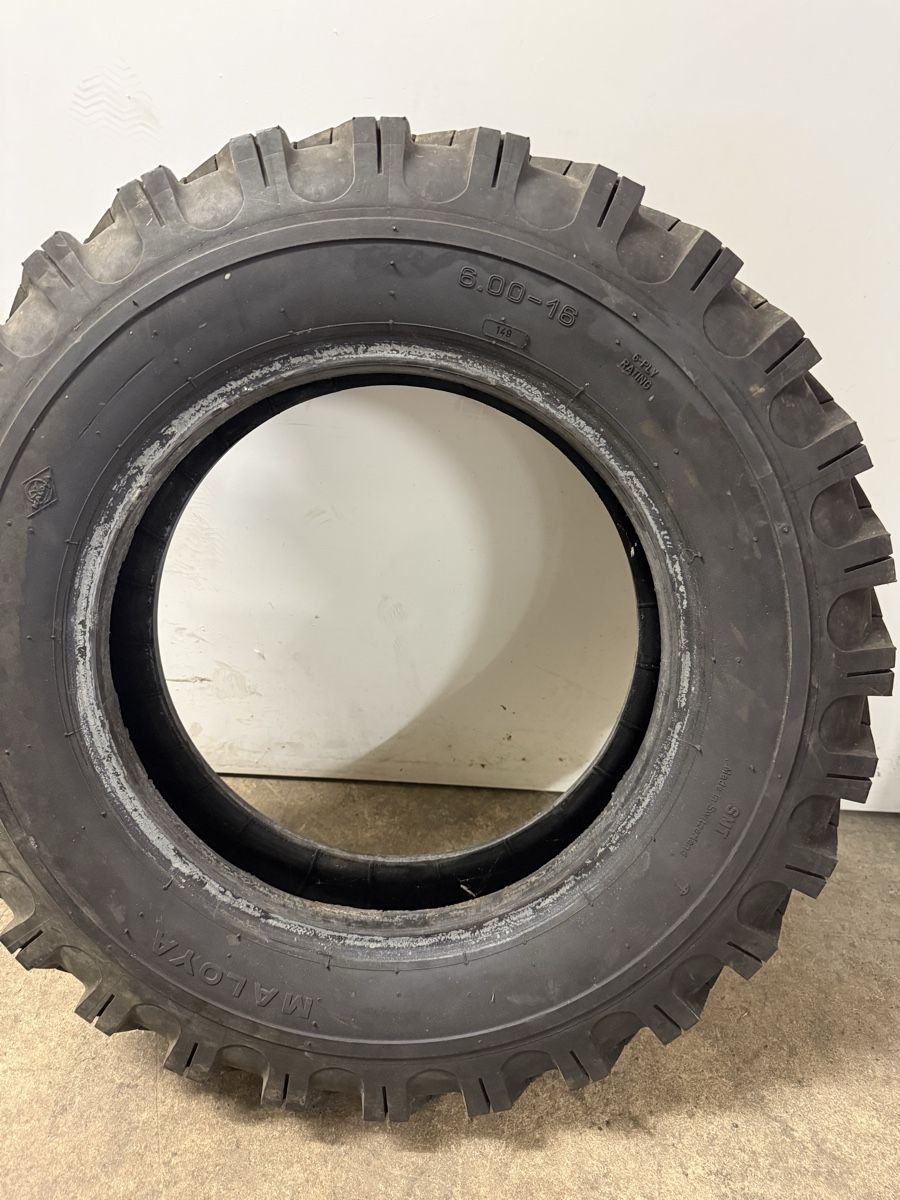 Pneumatici & Ruote complete: Willys Jeep Pneu – Usato da Bettlach venduto da mehr86