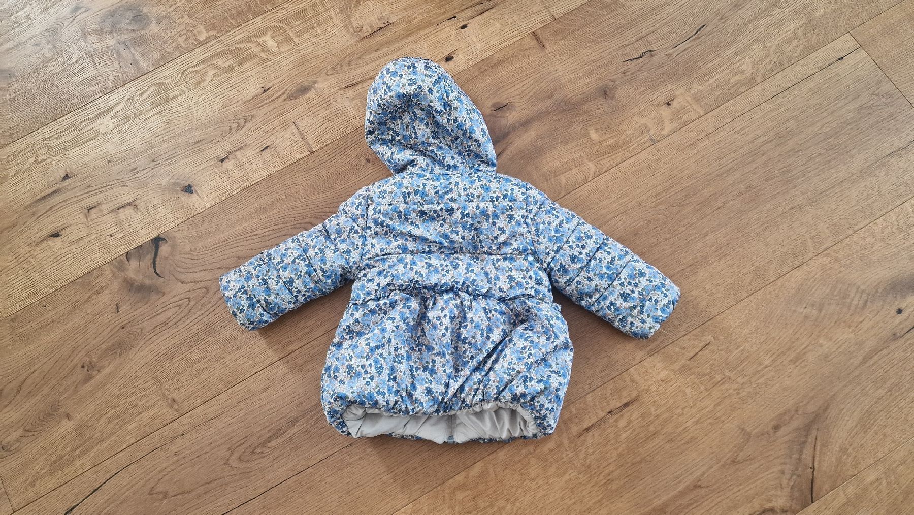 Mayoral Giacche & Cappotti: Winterjacke mit Blumenmuster von Mayoral – Usato da Bottighofen venduto da Luana1234. 1