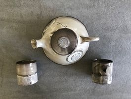 Ensemble théière et 2 gobelets en céramique artisanale
