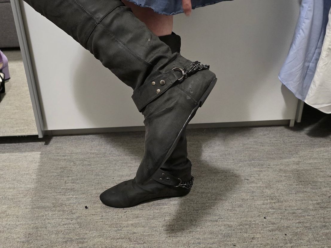 Scarpe da donna: Stiefel Grösse 39 – Usato da Chur venduto da Mikymiki 4