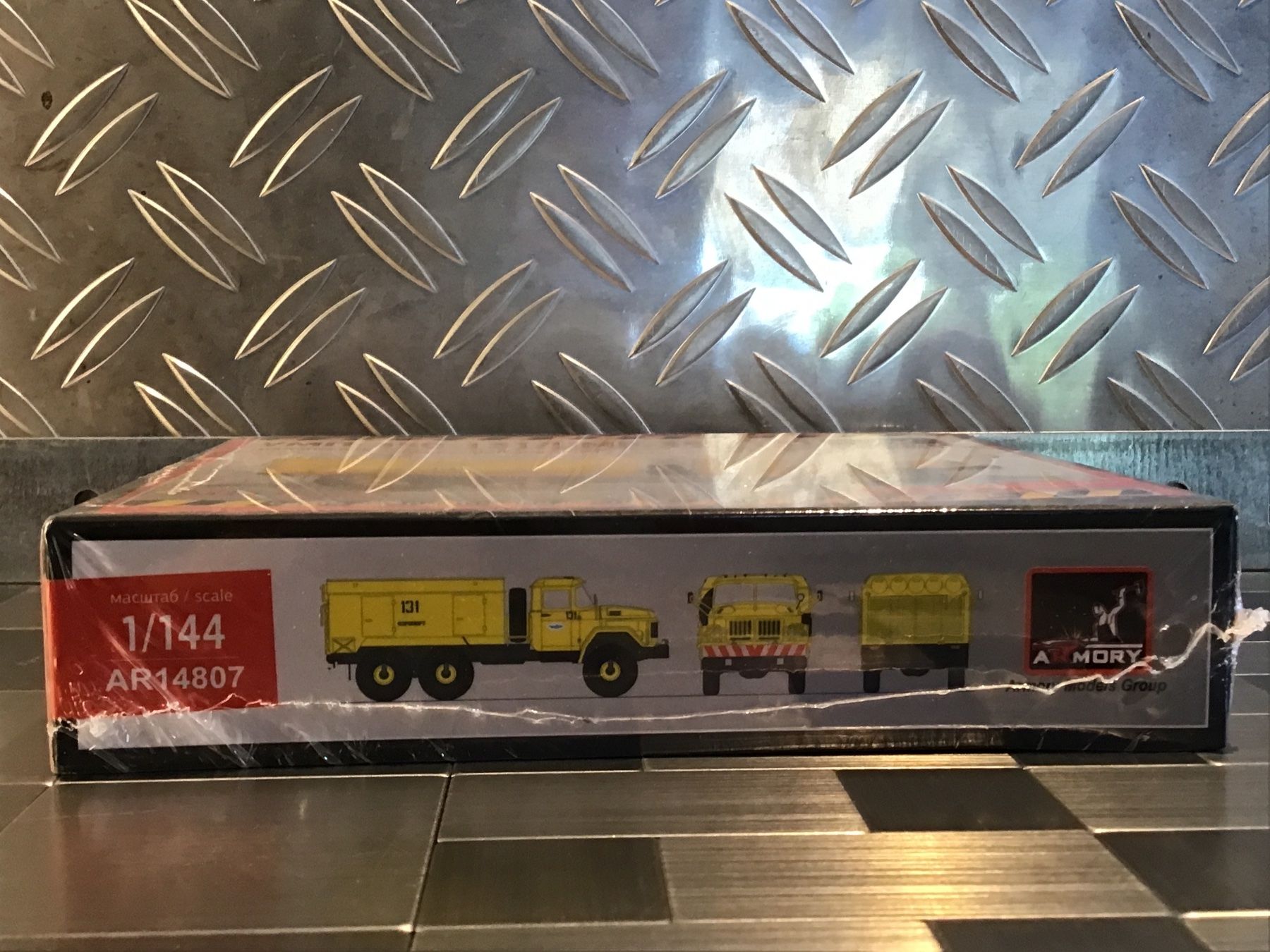 Autocarri: UMP-350-131 AR14807  1/144 – Nuovo (secondo la descrizione) da Männedorf venduto da Spezial-Modelle 1