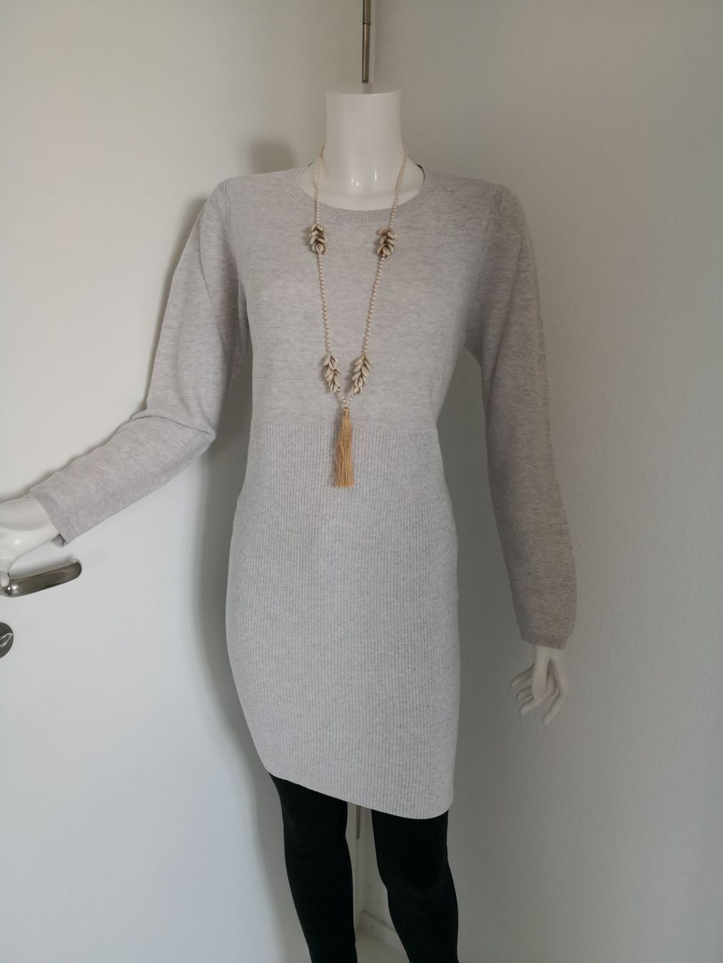 Vestiti: 🤩STREET ONE STRICK-KLEID HELLGRAU – Usato da Olten venduto da Naja-Twins-Twins 2