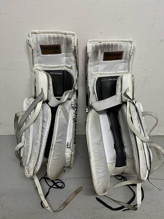 Protezioni & Imbottiture: Goalie Beinschoner – Usato da Inwil venduto da menghima 1