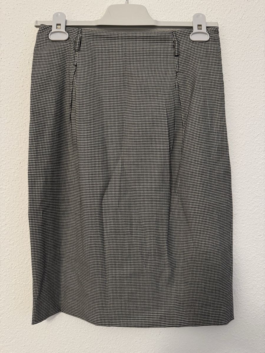 Moschino Röcke: Jupe Moschino Cheap and Chic, taille 38, chic intemporel – Neu (gemäss Beschreibung) aus Morges von sandy069