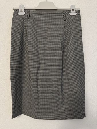 Jupe Moschino Cheap and Chic, taille 38, chic intemporel
