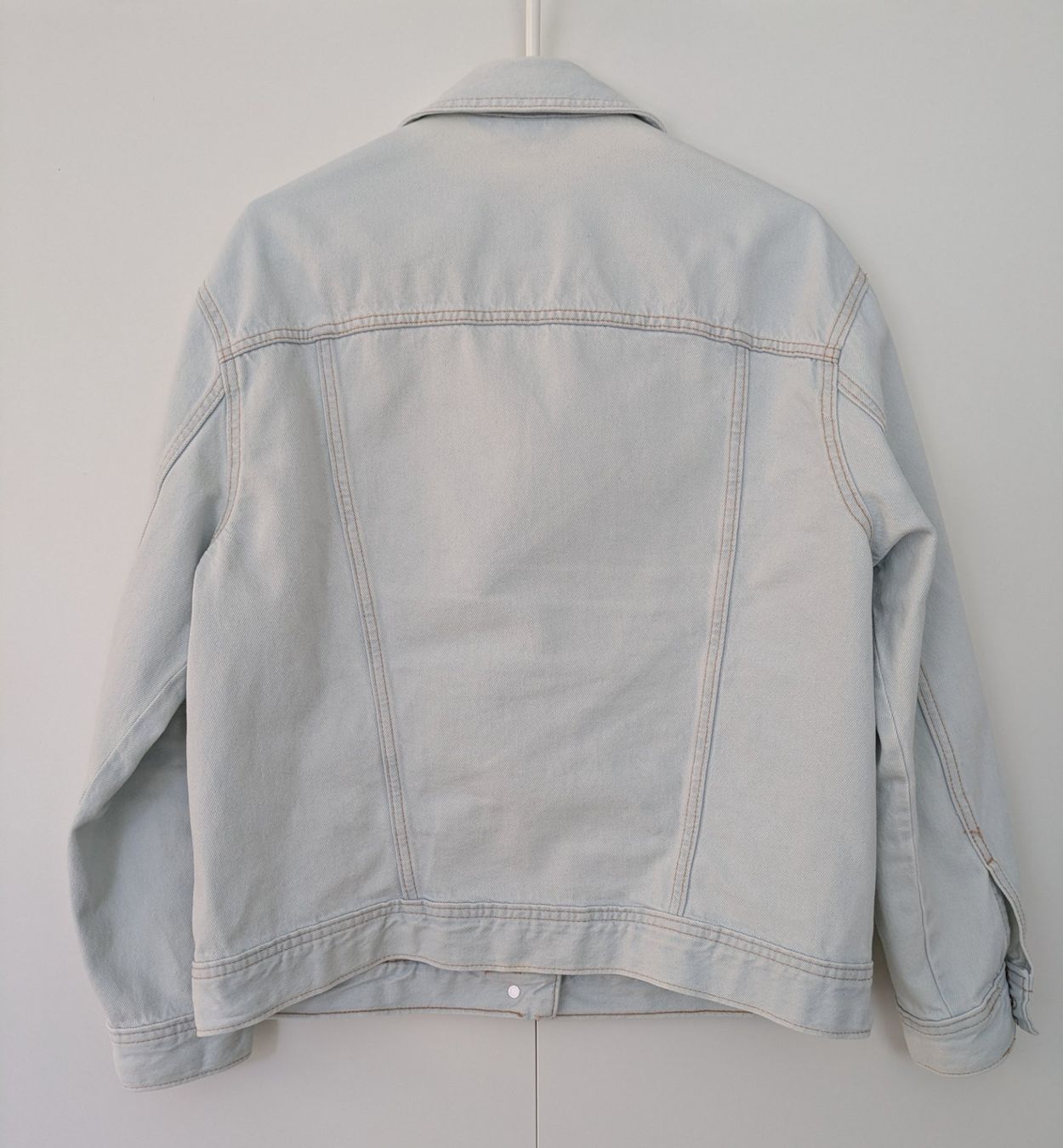 H&M Giacche: Jeans-Jacke oversize "Divided-H&M" Gr. S – Usato da Bonstetten venduto da Driver7 1
