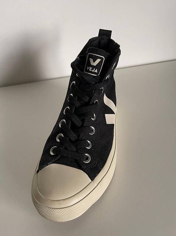Damenschuhe: Sneaker VEJA WATA – Neu und originalverpackt aus Triesen von Chevalley 3