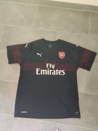 Maillot Arsenal 2018-2019 Puma taille XL  - État impeccable!