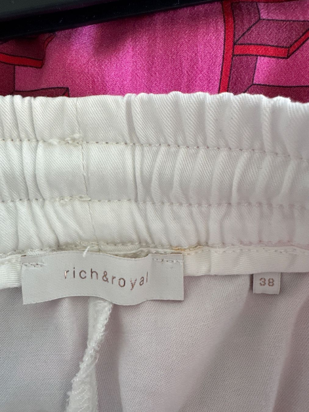 Rich & Royal Hosen: Hose weiss 38 – Gebraucht aus Wettingen von Elmadale 2