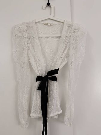 Magnifique blouse Maje en dentelle modèle Lizoni