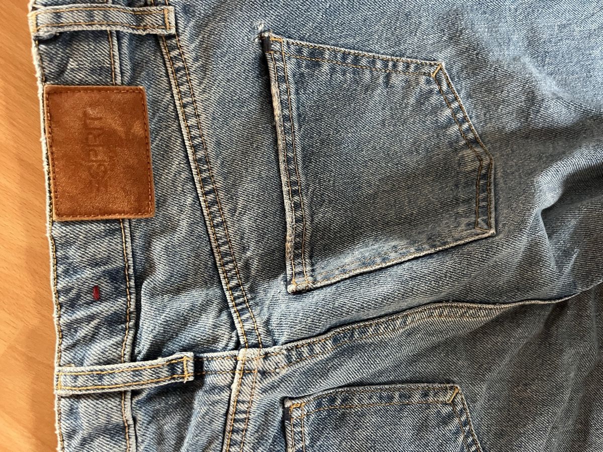 Esprit Jeans: Esprit Jeans – Gebraucht aus Kehrsatz von chi_msk8 3