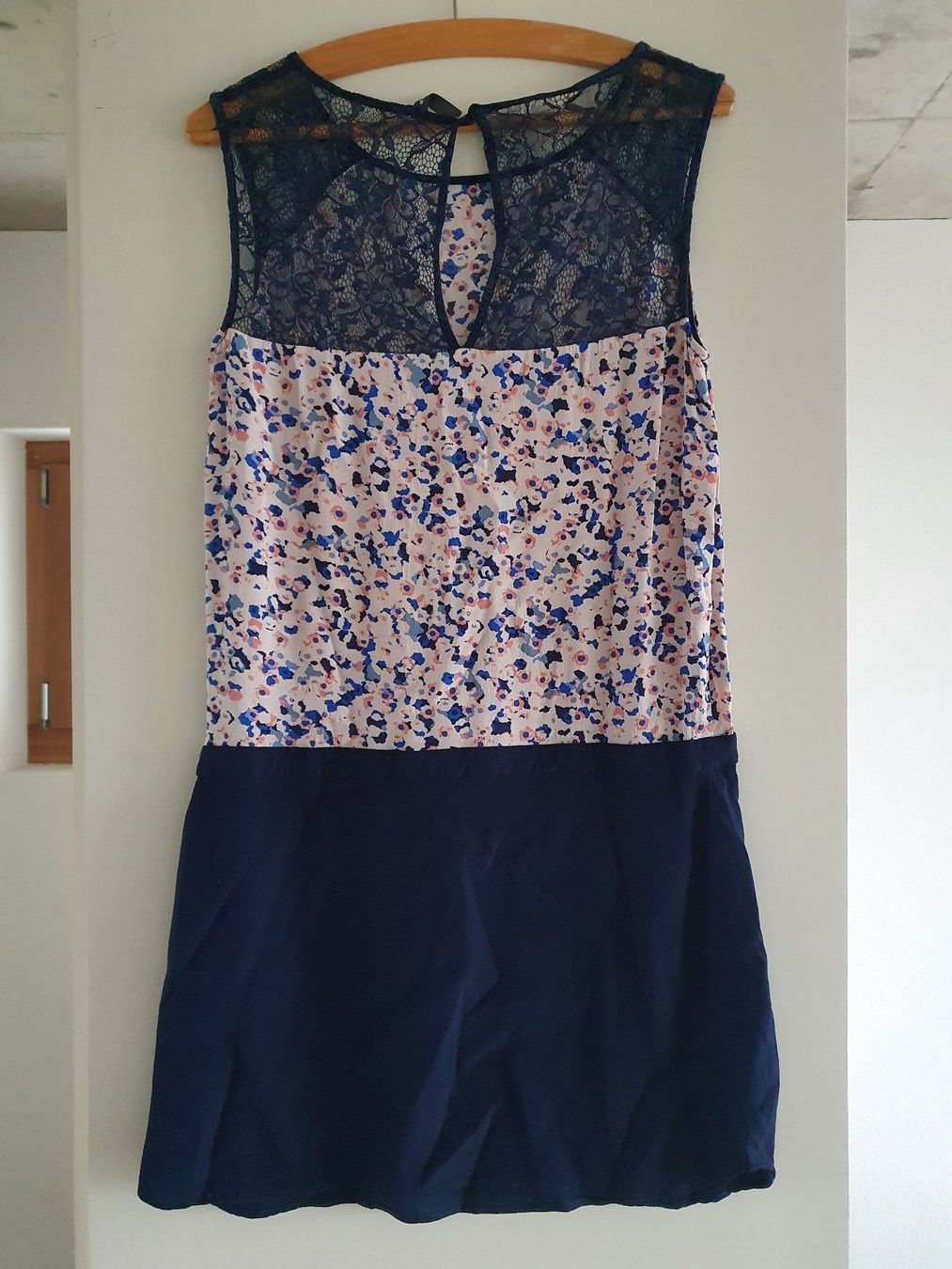 Nafnaf Vestiti: Kleid Naf Naf Gr. 36 – Nuovo (secondo la descrizione) da Villars-sur-Glâne venduto da richardette 1