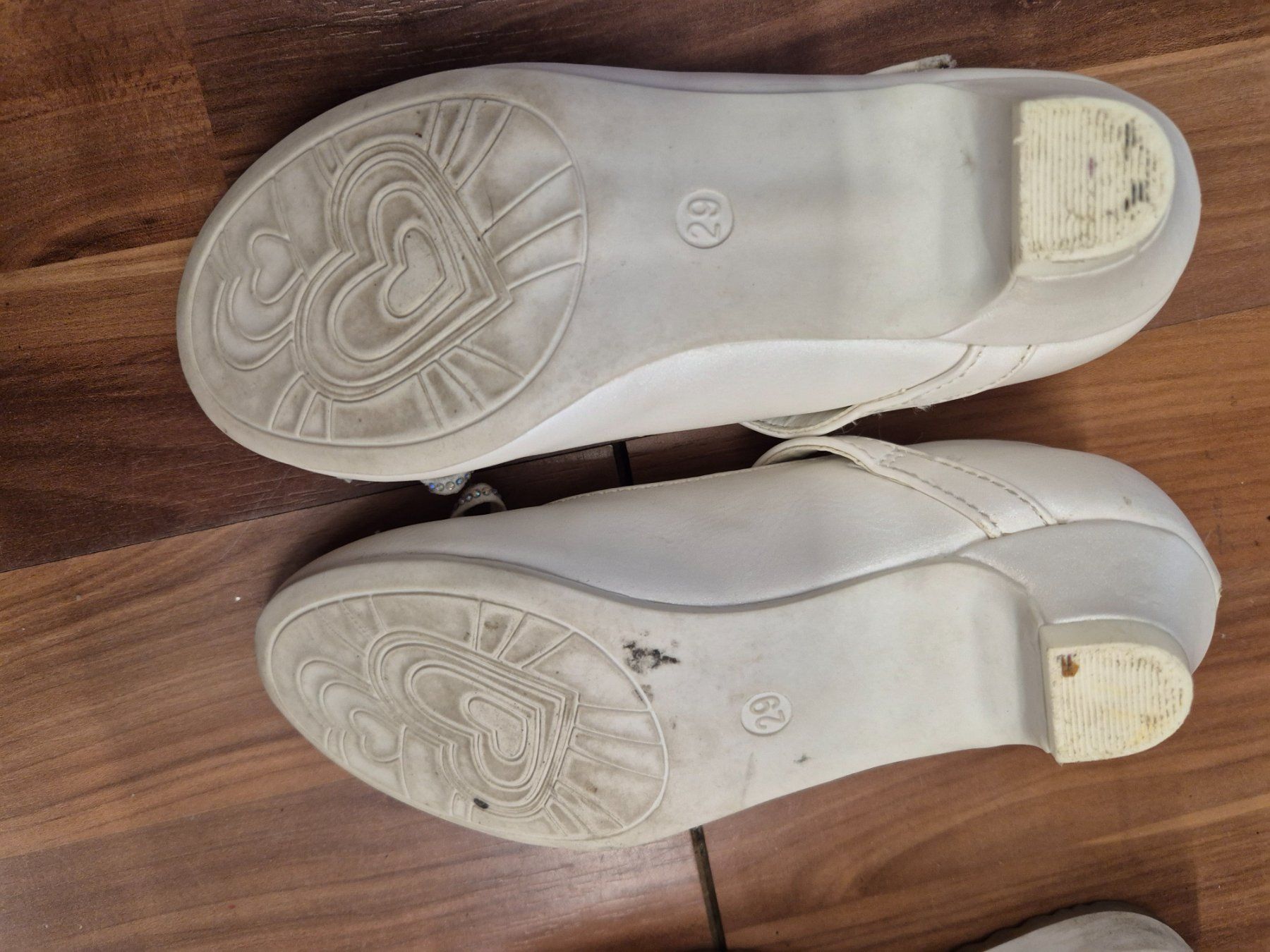 Schuhe für Mädchen: 1 Schuh gr 29 nach Wahl Guess Cupcake oder Giardini B1 – Gebraucht aus Schwarzenburg von Sunny0290 3