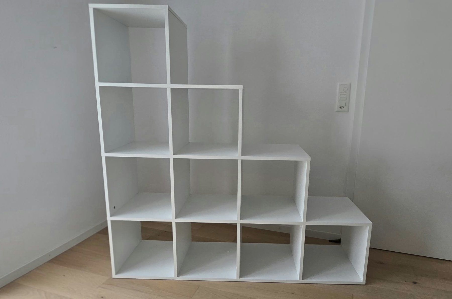 Regale: Regal universal, weiss – Gebraucht aus Gwatt (Thun) von Taipan49