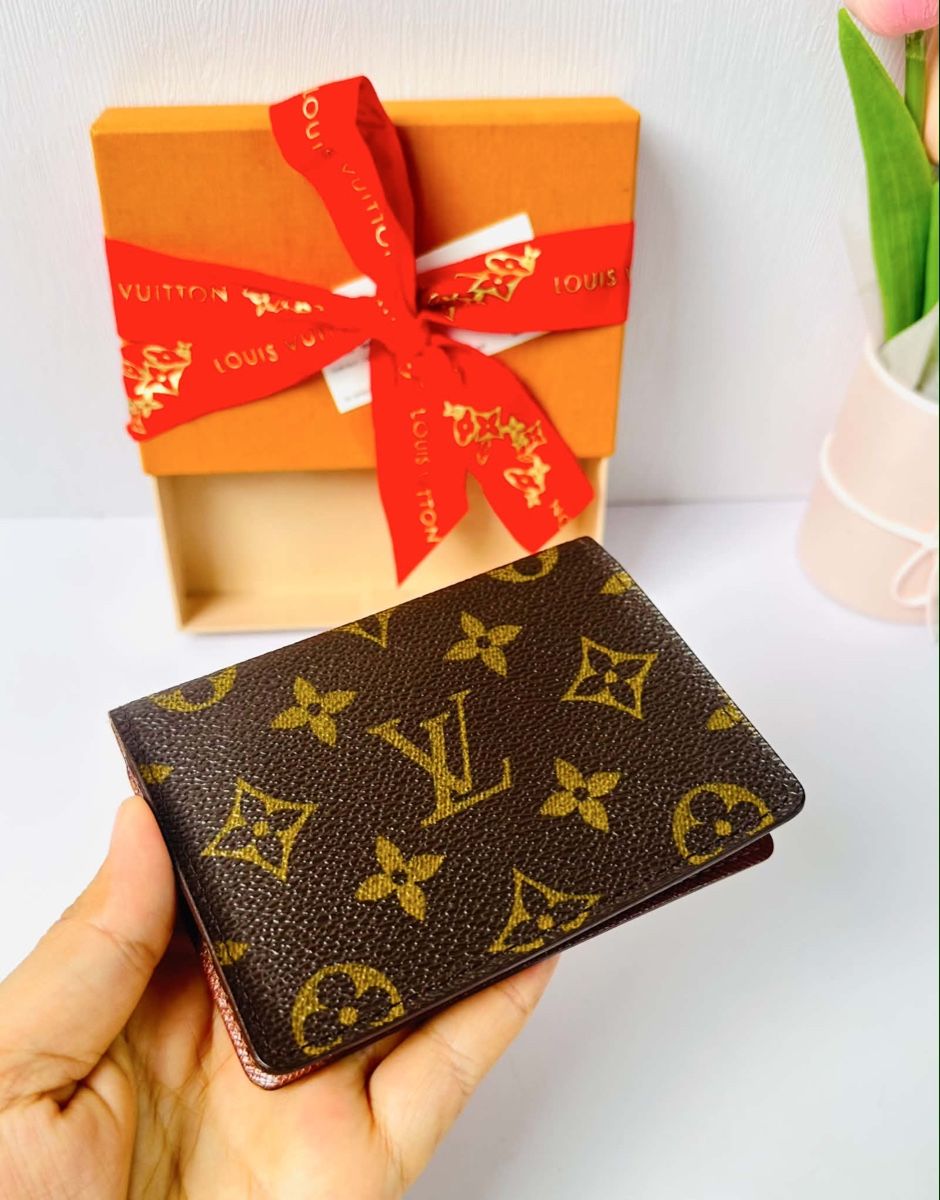 Louis Vuitton Portafogli: Ab 1 fr Louis Vuitton card holder  – Usato da Widnau venduto da Pukpan_99