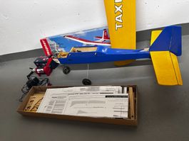 Modellflugzeug Taxi 2 mit Zubehör