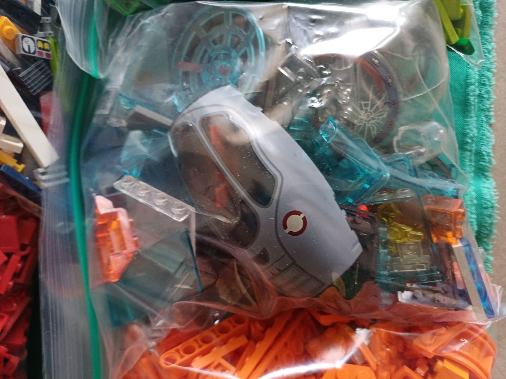 Lego Jeux de construction: 9.5 kg lego diviso per colori  – D'occasion à Minusio par ele_gp89 4