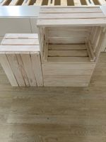 Selbstgebaute Kommode aus Weinkisten im Shabby-Chic Stil