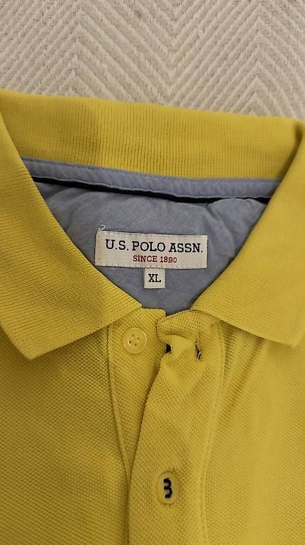 Polo-Shirts: US Polo Shirt gelb – Gebraucht aus Brunnen von sea_c7bm 2