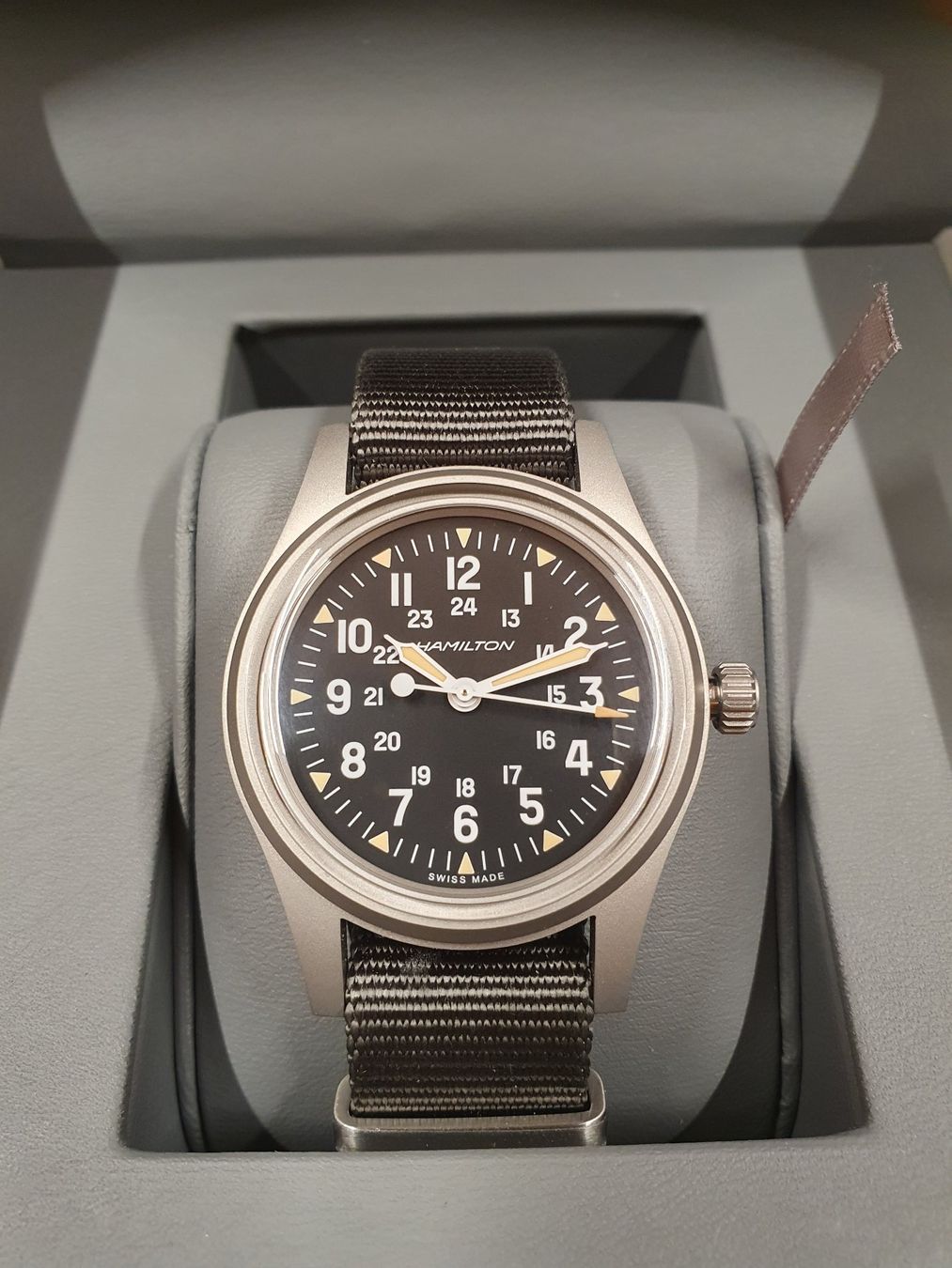 Hamilton Orologi: Hamilton Khaki Field / 2026 / Full Set – Usato da Binn venduto da STI-SWISS 4