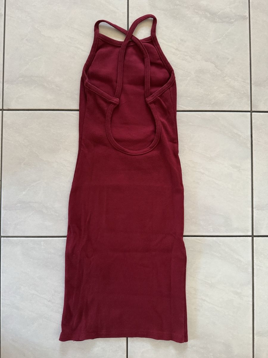 Vestiti: Weinrotes Minikleid, Grösse S – Usato da Hergiswil NW venduto da kaufe_bei_kaufmann 2