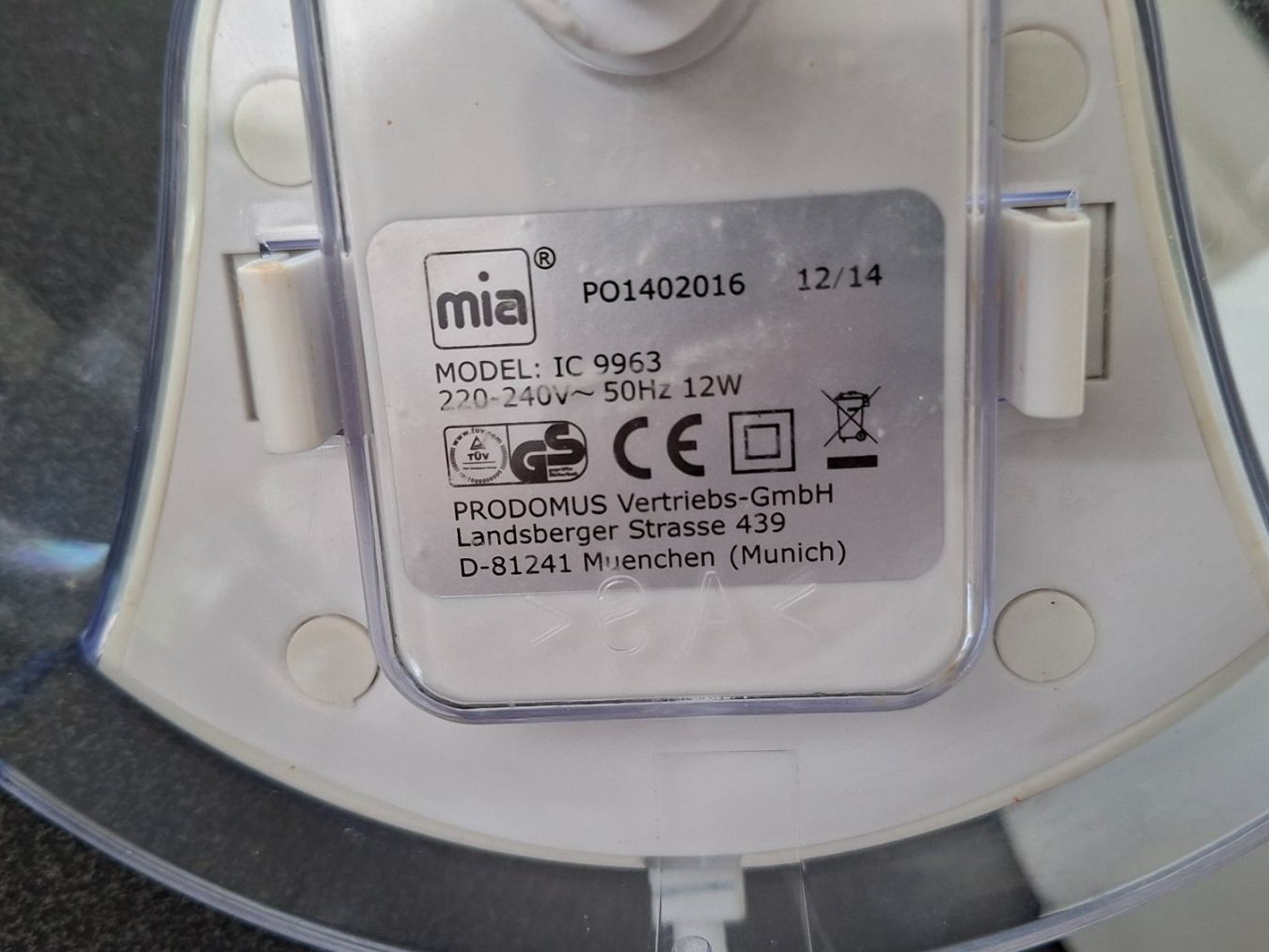 Elettrodomestici da cucina: MIA Eiscreme Maker IC 9963 mit div.Zubehör – Usato da Gattikon venduto da jeansgli 2