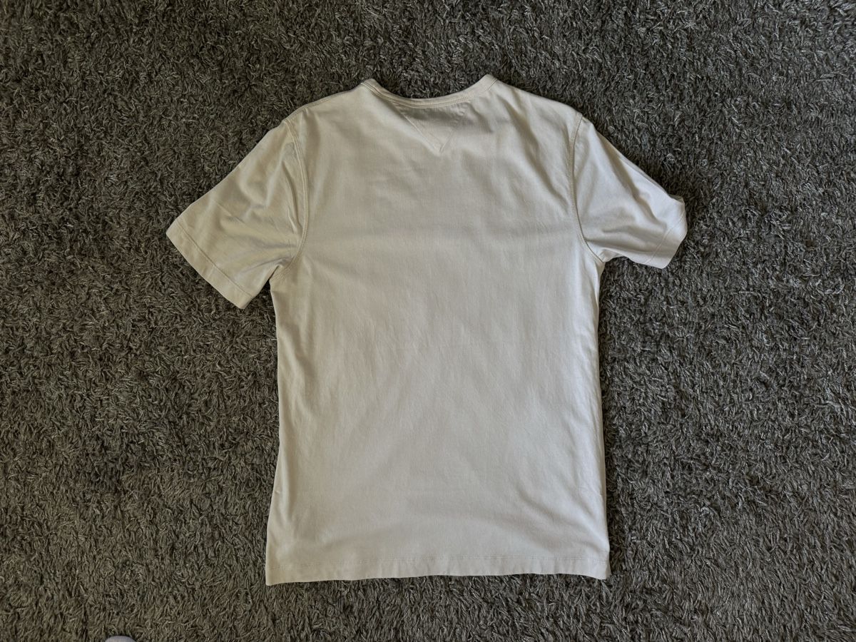 Tommy Hilfiger T-shirt: Tommy Hilfiger T-Shirt – Usato da Löhningen venduto da santafe06 1