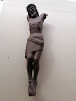 Vecchia statua lignea di Cristo