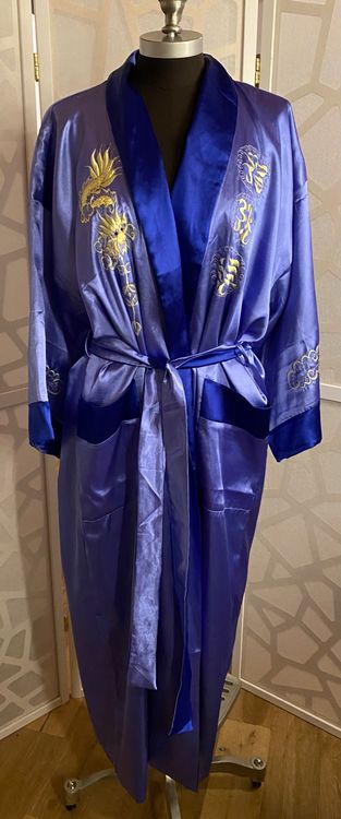 Great reversible blue ’Chinese’ robe with belt. M-L (Neu (gemäss ...