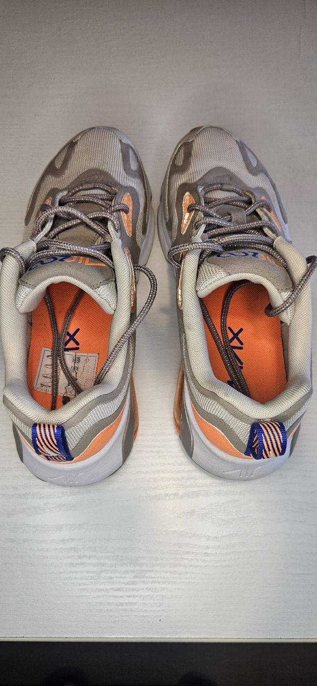 Nike Herrenschuhe: Chaussures Nike Air Max 200 taille 43 – Gebraucht aus Arveyes von sape.online 2
