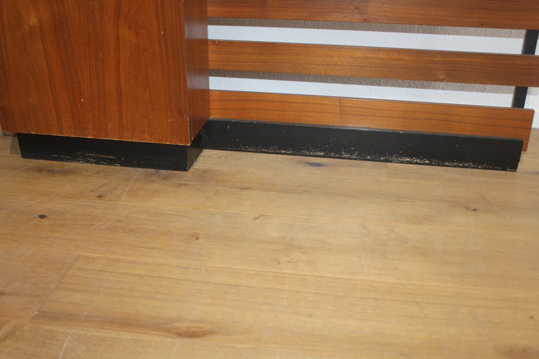 Guardaroba: Midcentury Teakholz Garderobe – Usato da Glarus venduto da Toni-Glarus 5