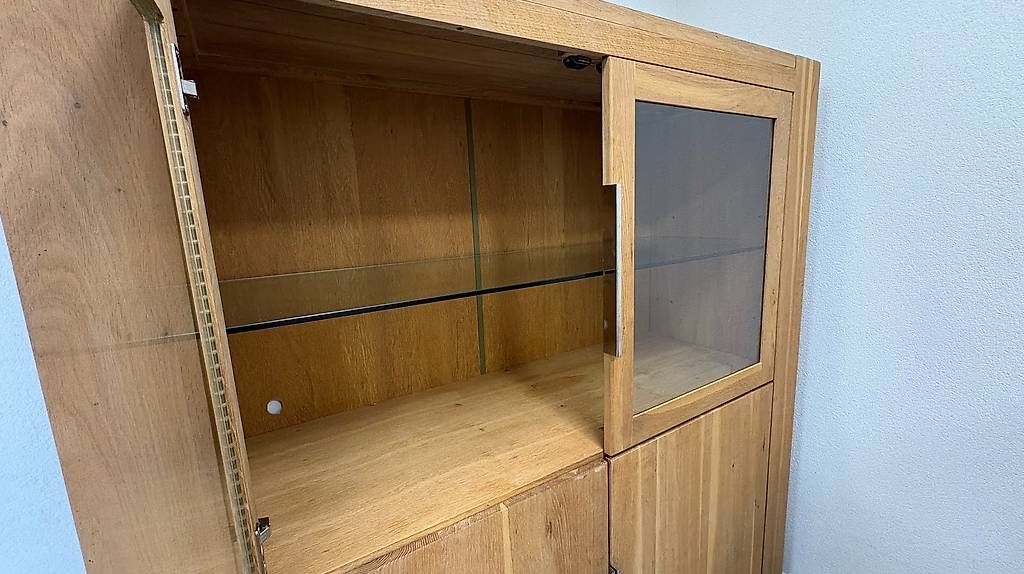 Set di tavolo e panche: Table, bancs et meuble en chêne – Usato da La Magne venduto da materielavendre 4