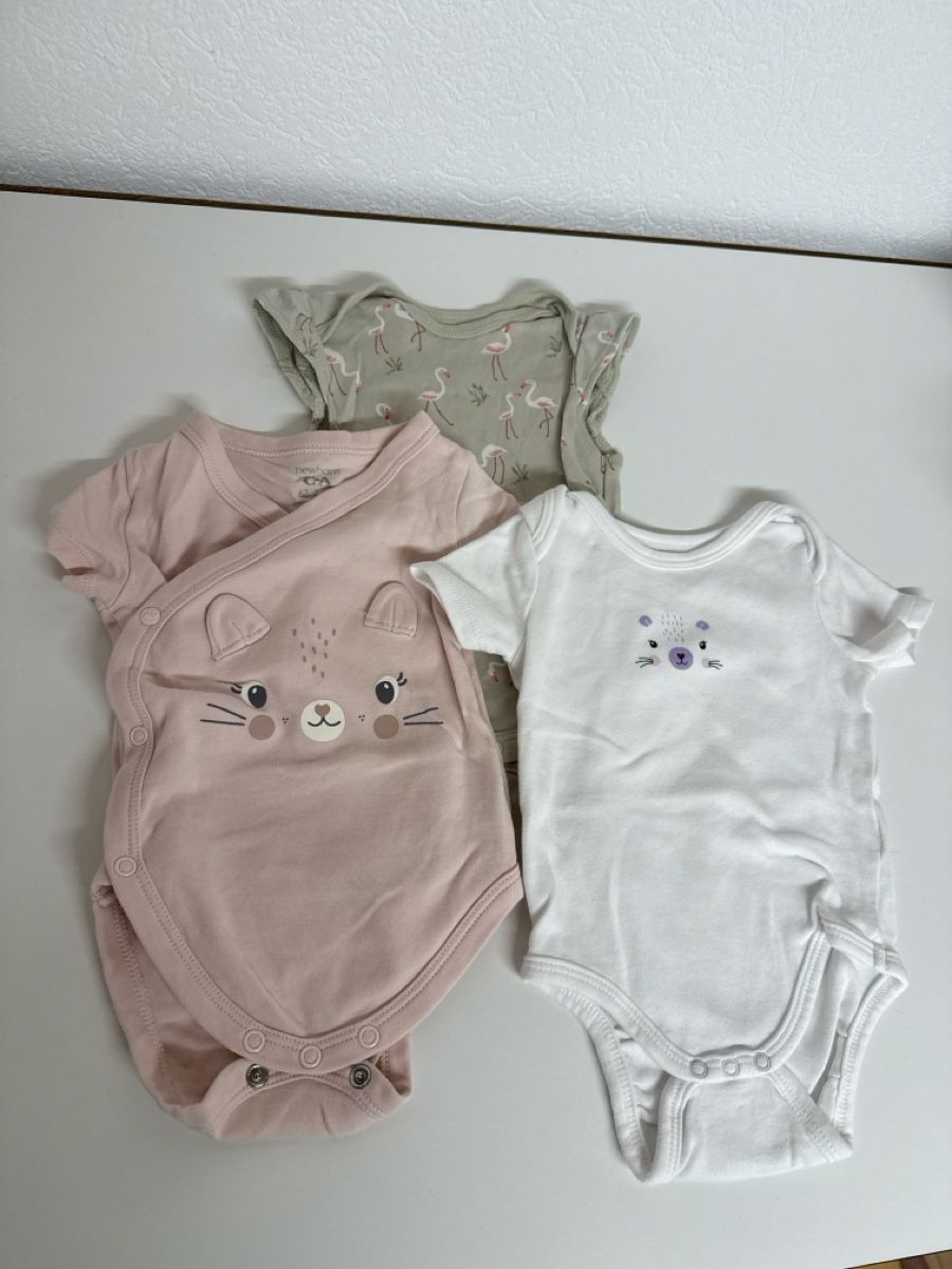 Kleiderpakete & -sets: Bodys kurzarm Gr.62 von Manor & C&A – Gebraucht aus Bettwiesen von Maori6