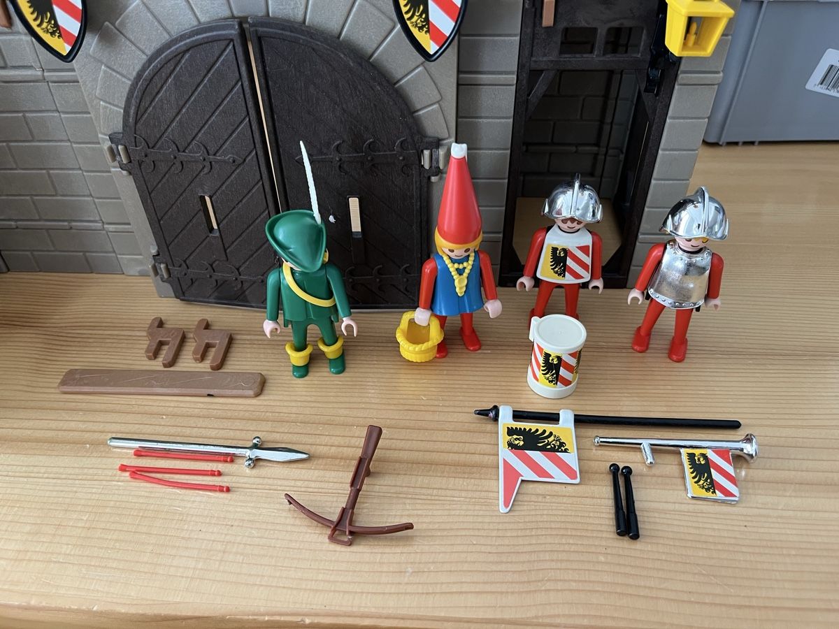 Playmobil Jouets: Playmobil 3446 Burg – D'occasion à Frauenfeld par adj04 2