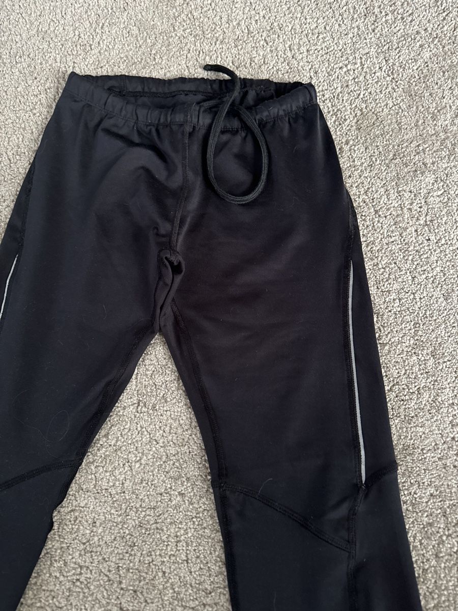 Leggings: Tights Gr 36 Sportleggins – Gebraucht aus Oberweningen von Jogi2 2