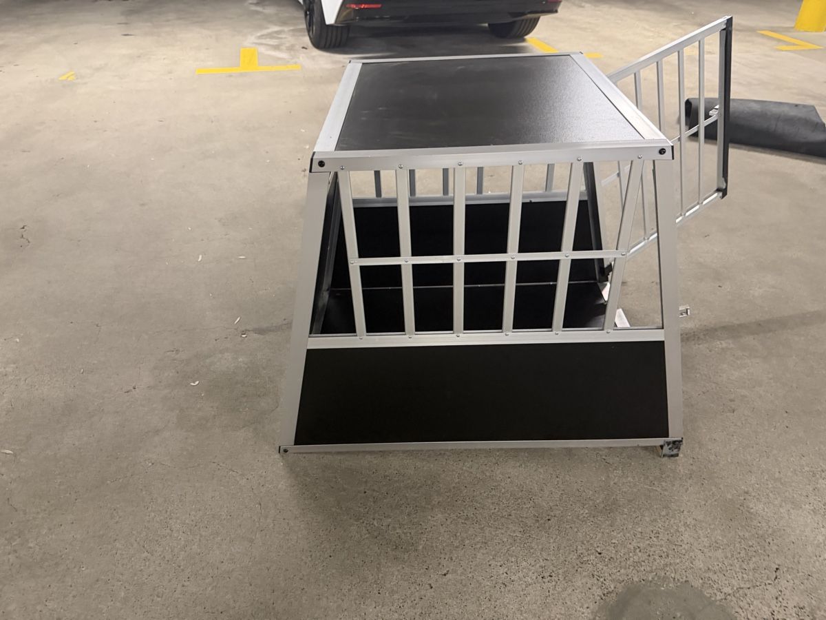 Gabbie, trasporto & Sicurezza: Aluminium dog crate  – Usato da Wetzikon ZH venduto da Vatani 4