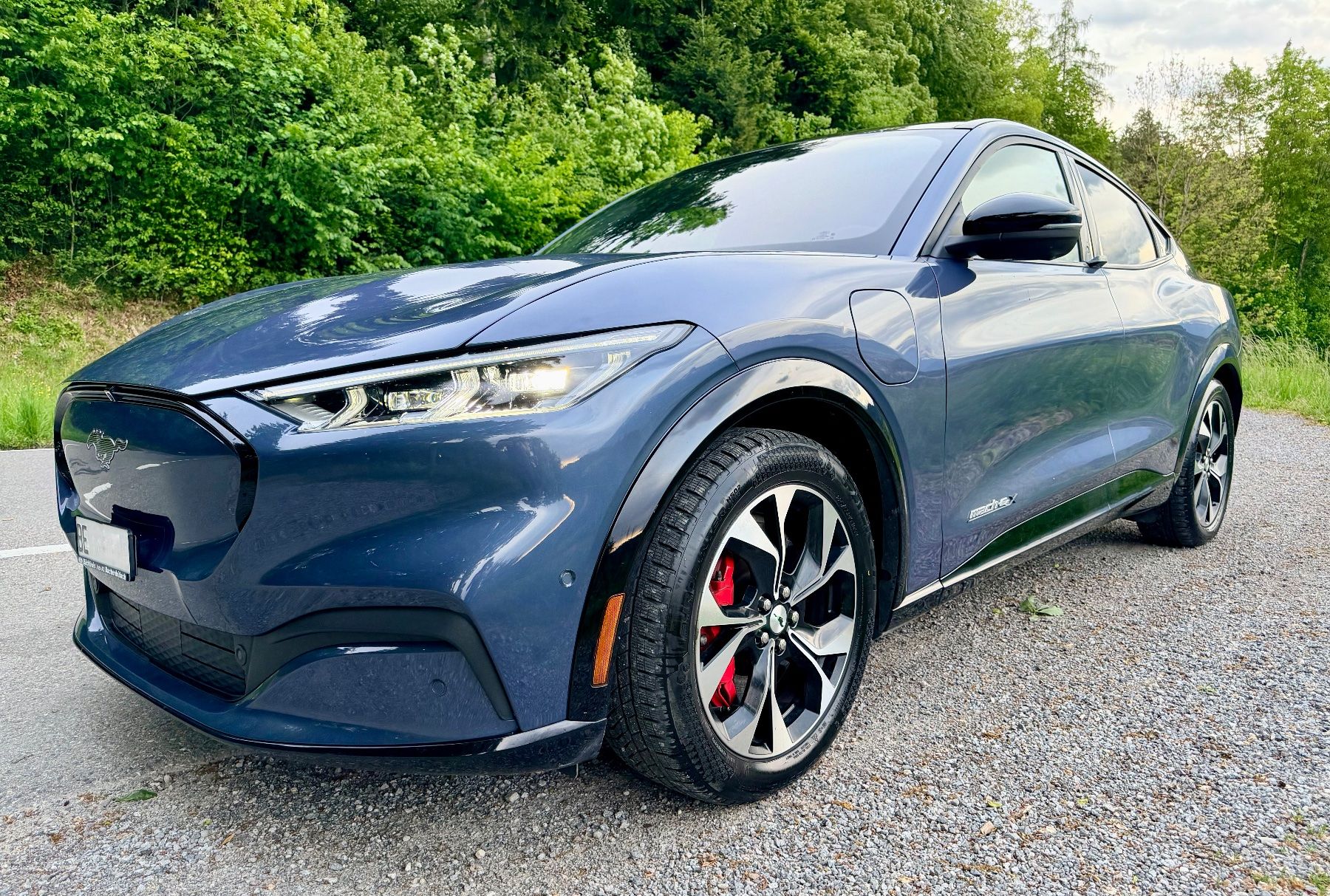 Ford Automobili: Ford Mustang Mach-E AWD 4x4 Extended Range 99kWh – Usato da Fahrni b. Thun venduto da chrigu6574 3