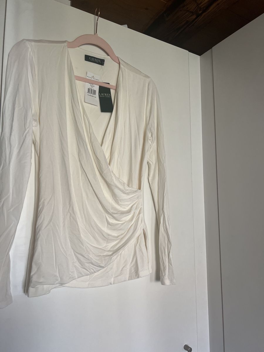 Ralph Lauren Camicette: Neu, Wickelbluse, Ralph Lauren, Grösse M – Nuovo e nell'imballaggio originale da Wolfwil venduto da Vessie 2