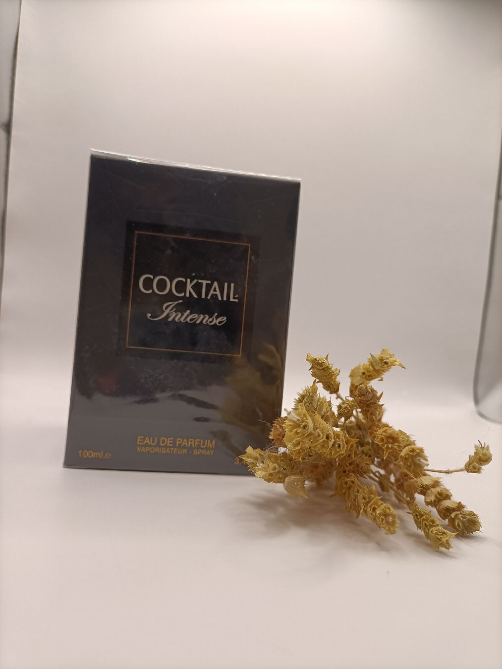 Profumi & Eau de Toilette: Parfum Cocktail Intense 100ml neuf – Nuovo e nell'imballaggio originale da La Chaux-de-Fonds venduto da Luxary.25cachmirepro 7