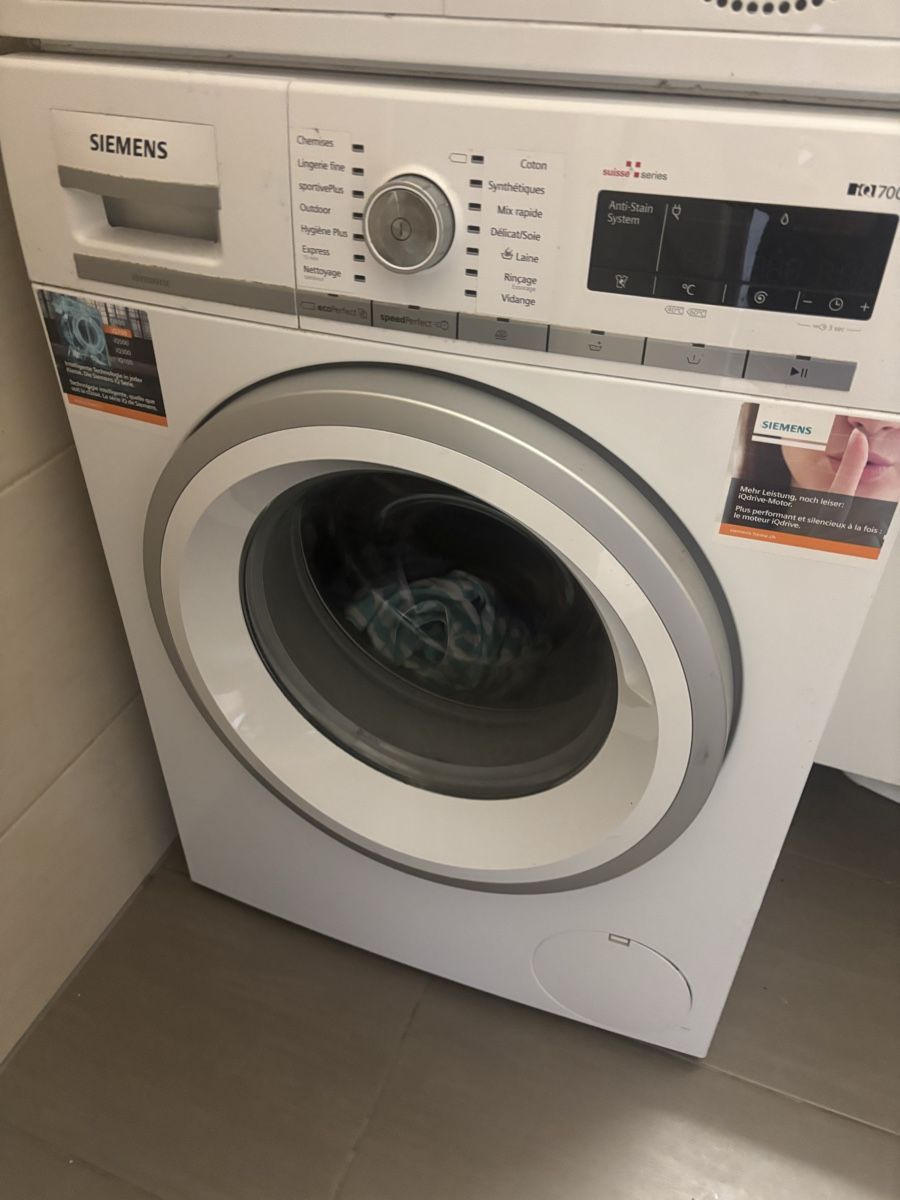 Siemens Asciugatrici: Siemens washer drier  – Usato da Geneve venduto da des_n87c 2