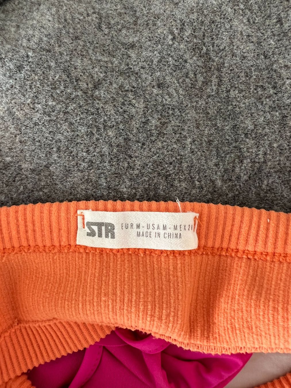 Top: oranges Crop Top, Size M – Usato da Muri b. Bern venduto da michellew23 1