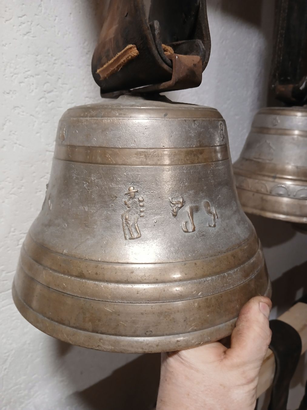 Glocken & Treicheln: Tanner Glocke – Gebraucht aus Eggiwil von Jennisweid 4