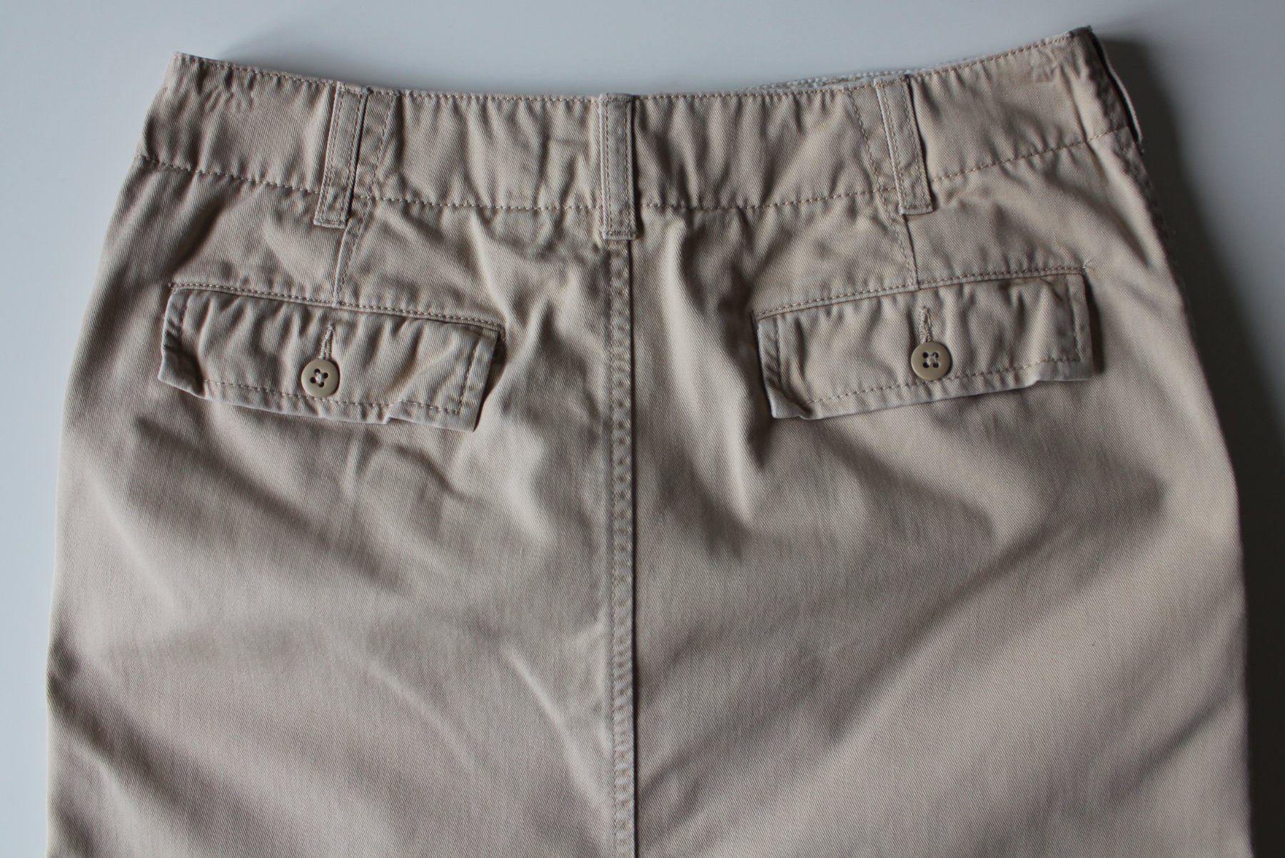 Ralph Lauren Gonne: Jupe beige Ralph Lauren    t. 6 – Usato da Peseux venduto da Gilloss 4